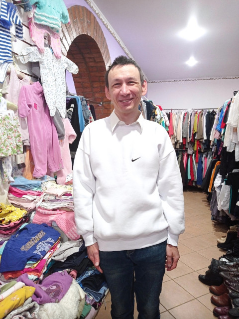 Алексей, Россия, Усолье, 44 года. Он ищет её: женщину для любви и серьезных отношений, брака и создания семьи, рождения совместных детей, дружбы и  Анкета 865200. 