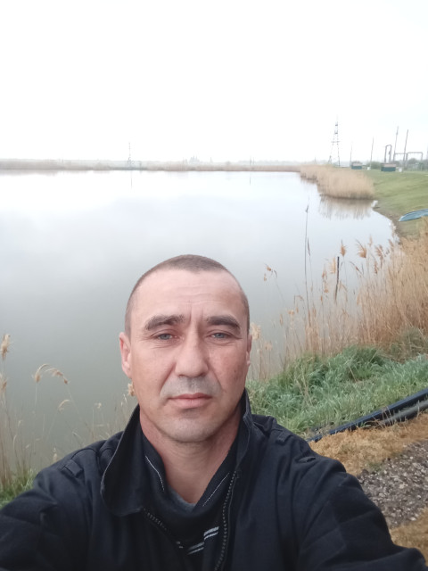 Алексей, Феодосия, 42 года. Познакомлюсь с женщиной для любви и серьезных отношений, брака и создания семьи, рождения совместных...  Анкета 865489. 