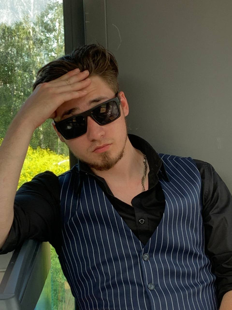 Александр, Россия, Москва, 21 год. Познакомлюсь с девушкой для любви и серьезных отношений.  Анкета 865498. 