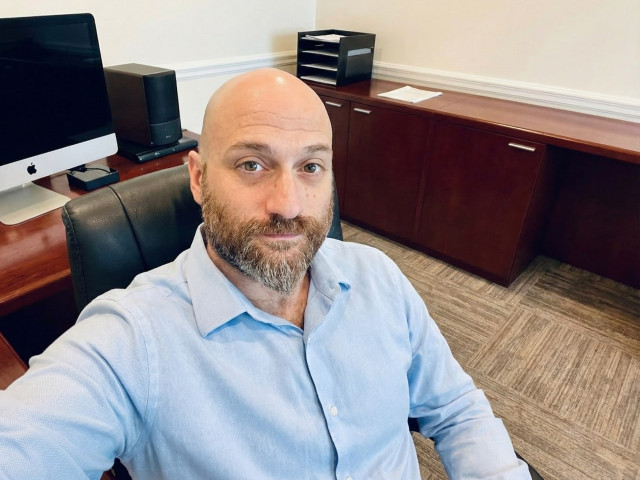 Егор, Россия, Курск, 45 лет, 1 ребенок. Познакомлюсь с женщиной для любви и серьезных отношений, гостевого брака.  Анкета 865519. 