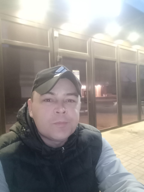 Дмитрий Шульц, Донецк. Фото на сайте ГдеПапа.Ру