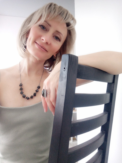 Анна, Россия, Краснодар, 45 лет, 1 ребенок. Познакомлюсь с честным и легким в общении мужчиной для любви и серьезных отношений, возможно в дальнейшем...  Анкета 866224. 