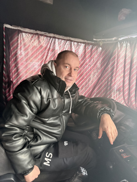 Михаил, Санкт-Петербург, м. Проспект Ветеранов, 38 лет, 2 ребенка. Он ищет её: женщину для любви и серьезных отношений.  Анкета 866280. 