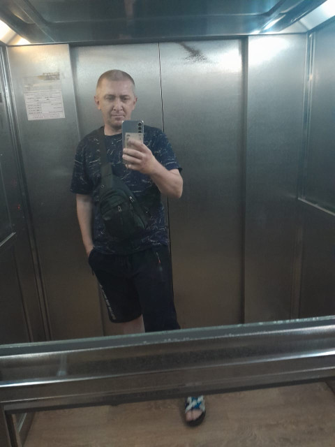 Владимир Н, Россия, Гвардейское, 45 лет. Ищу: Одну единственную. Маю раз и навсегда.  Анкета 866321. 