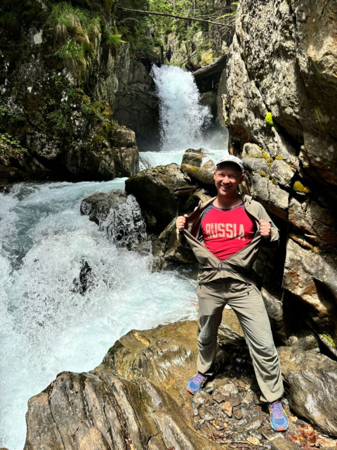 Артём, Ярославль, 42 года, 3 ребенка. В меру упитанный мужчина в самом расцвете сил.