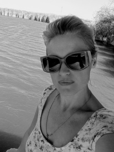 Татьяна, Шахты, 45 лет, 2 ребенка, 1 фото. Познакомлюсь с мужчиной для любви и серьезных отношений, брака и создания семьи, дружбы и общения.  Анкета 866479. 