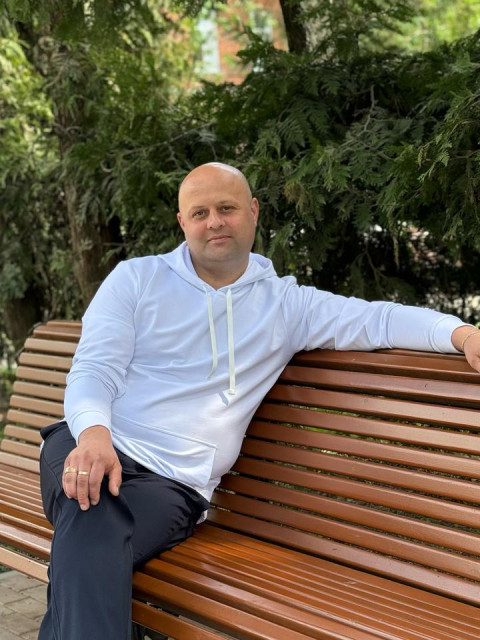 Алексей, Россия, Брянск, 38 лет, 1 ребенок. Познакомлюсь с женщиной для любви и серьезных отношений, брака и создания семьи, воспитания детей.  Анкета 866599. 