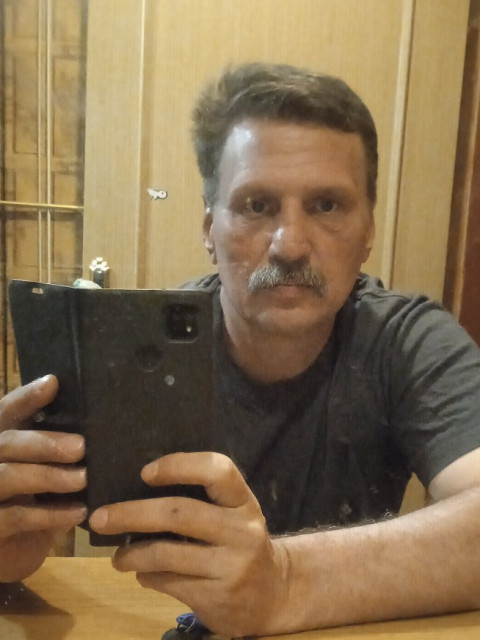 Денис, Ростов-на-Дону, 49 лет. Познакомлюсь с женщиной для любви и серьезных отношений, брака и создания семьи, дружбы и общения.  Анкета 866608. 