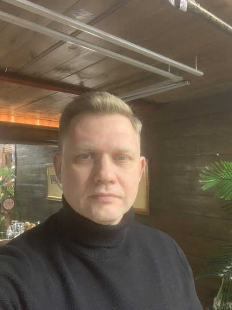 Андрей, Россия, Калининград, 50 лет, 1 ребенок. Ищу: 29-35 лет дети 1-2 высшее образование, возможность переезда в другой регион. В идеале медик но это не...  Анкета 866631. 