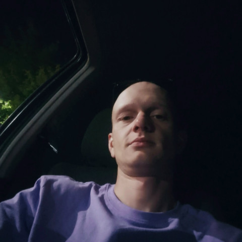 Владислав Кириллович, Россия, Балашиха, 34 года. Ищу: Прошу тех кто больше меня габаритами не беспокоить, это смешно будет выглядеть, как с мамой рядом 
Я...  Анкета 866648. 