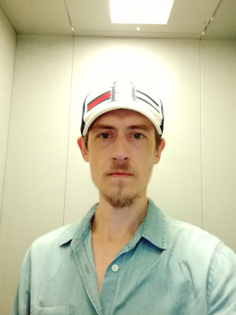 Антон, Россия, Санкт-Петербург, 43 года. Ищу Женщину для которой уют, чистота и душевное равновесие в семье и доме важнее чем материальные блага!...  Анкета 866692. 