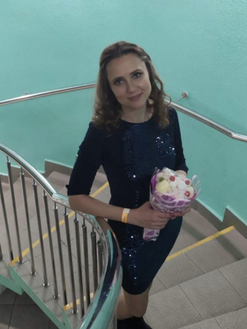 Елена, Бобруйск, 45 лет, 2 ребенка, 1 фото. Познакомлюсь с мужчиной для дружбы и общения. В дальнейшем как сложится.  Анкета 866697. 