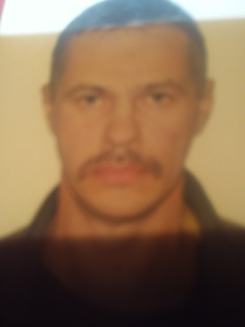 Николай Григорьев, Россия, Луга, 55 лет. Ищу: Пригодную для проживания в сельской местности, немногословную, не поперечную, не ленивую, не полную...  Анкета 866703. 