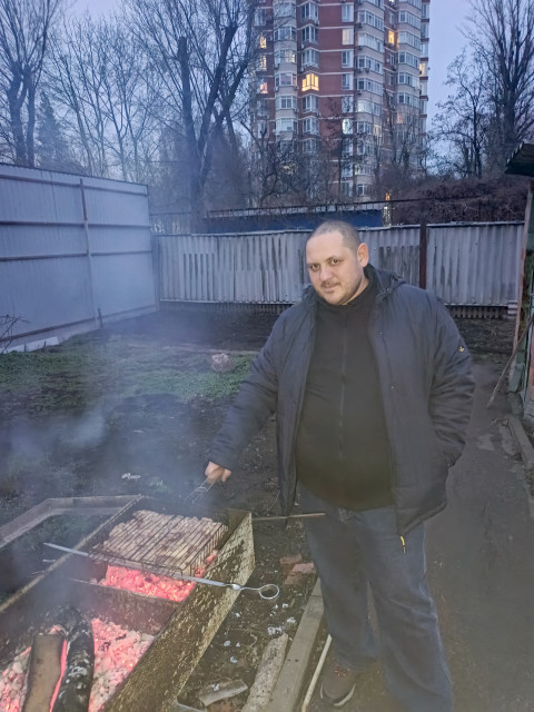 Алан, Россия, Ростов-на-Дону, 39 лет, 1 ребенок. Познакомлюсь с женщиной для любви и серьезных отношений, брака и создания семьи, дружбы и общения.  Анкета 866726. 