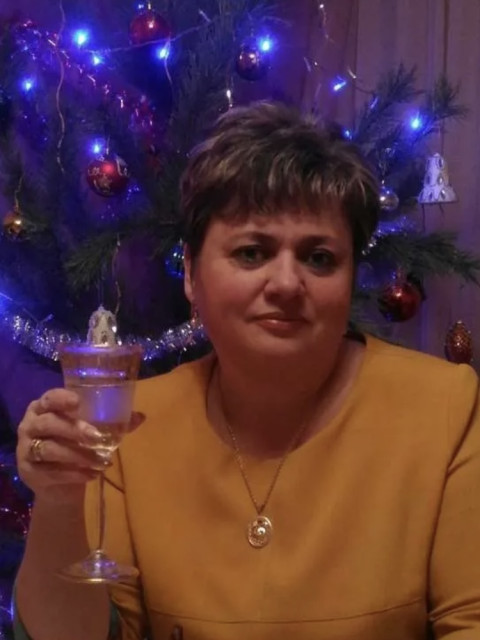 Юлия, Орск, 54 года, 1 фото. Познакомлюсь с мужчиной для дружбы и общения.  Анкета 866758. 