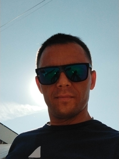 Олег, Россия, Оренбург, 38 лет. Познакомлюсь с женщиной для дружбы, общения, свободных и возможно серьезных отношений..  Анкета 866828. 