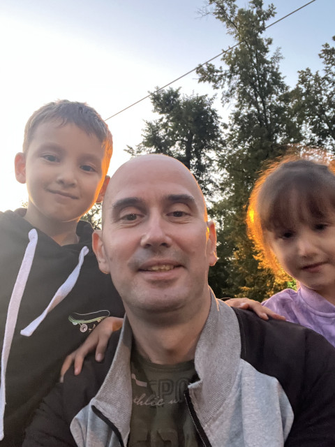 Руслан, Электрогорск, 43 года, 3 ребенка, 3 фото. Познакомлюсь с женщиной для любви и серьезных отношений.  Анкета 866834. 