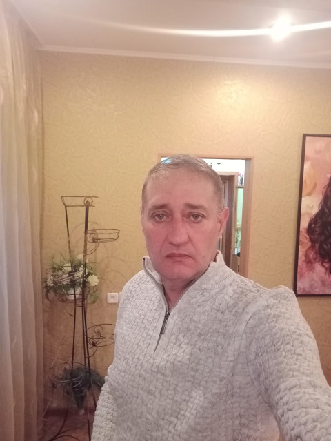 Андрей, Россия, Токмак, 52 года. Познакомлюсь с женщиной для любви и серьезных отношений, брака и создания семьи, воспитания детей, дружбы...  Анкета 866889. 