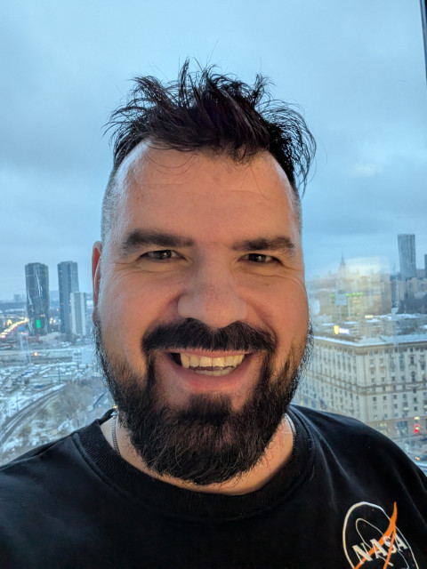 Артем, Россия, Москва, 47 лет. Я вполне осознаю, что очень непросто найти в наше время нормального человека, а учитывая возраст и жизненный...  Анкета 867023. 