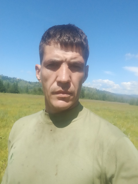 Александр, Россия, Чита, 32 года. Познакомлюсь с женщиной для любви и серьезных отношений, брака и создания семьи, воспитания детей, дружбы...  Анкета 867029. 