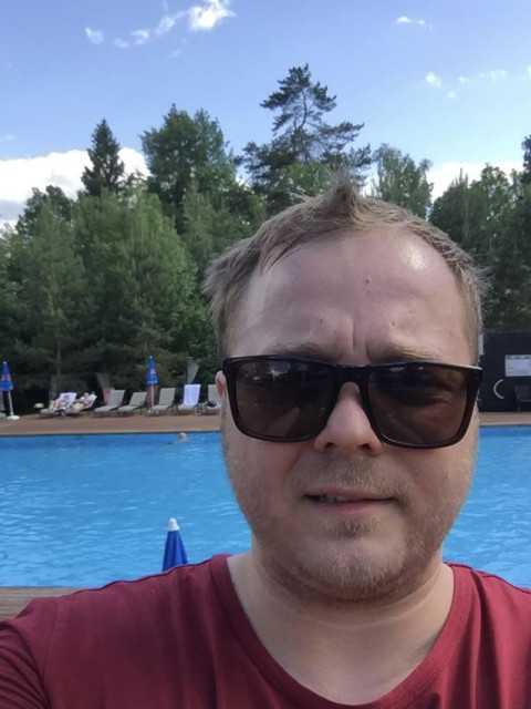 Александр, Москва, м. Бульвар Дмитрия Донского, 36 лет. Познакомлюсь с адекватной девушкой 30-40 лет приятной внешности, чистоплотной, которая не носит розовые...  Анкета 867059. 