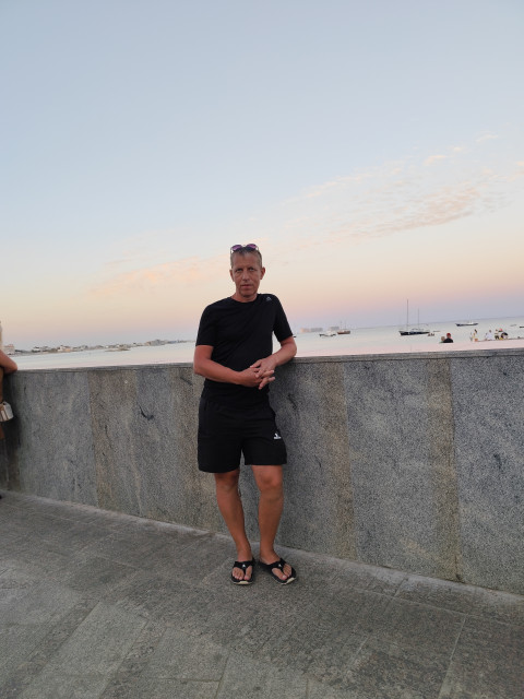 Дмитрий, Казань, 46 лет, 1 фото. Познакомлюсь с женщиной для любви и серьезных отношений.  Анкета 867167. 