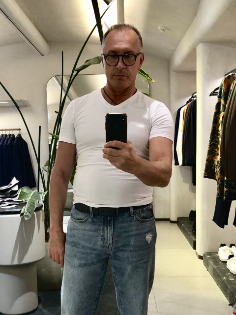 Vladi, Россия, Москва, 45 лет, 1 ребенок. Он ищет её: девушкой, что бы петь дуэтом. У самого получается, но не очень.  Анкета 867290. 