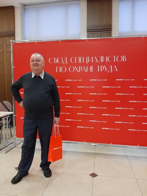 Владимир, Санкт-Петербург, м. Комендантский проспект, 66 лет, 1 ребенок. Познакомлюсь с женщиной для любви и серьезных отношений. Хотелось бы встретить нормальную женщину!  Анкета 867333. 