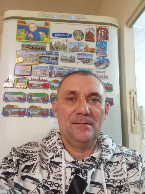 Александр, Россия, Омск, 48 лет. Познакомлюсь с женщиной для любви и серьезных отношений, брака и создания семьи.  Анкета 867771. 