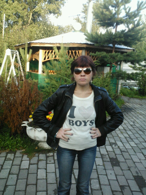 Алёна, Россия, Москва, 50 лет, 1 ребенок. Ищу: доброго, нежного, ни жадного, ни алчного, не люблю жестокости. что был был у этого мужчины свой дом(не...  Анкета 868134. 