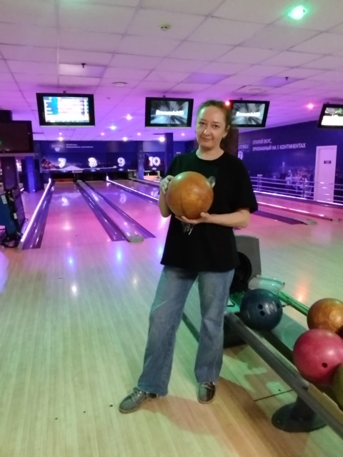 Лиля, Россия, Ярославль, 45 лет, 1 ребенок. Ищу: Серьезного. Адекватного. Без женских обидок и заморочек. Способного к поступкам, а не бла-бла. Этого...  Анкета 868294. 