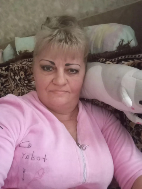 Анжела, Россия, Донецк, 50 лет, 2 ребенка. Познакомлюсь с мужчиной для любви и серьезных отношений.  Анкета 868476. 