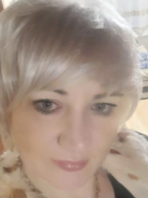 Ирина, Россия, Воронеж, 45 лет, 1 ребенок. Она ищет его: мужчину для брака и создания семьи. Интелегентного, не пьющего. Не ленивого. Чтоб умел все делать по  Анкета 868550. 