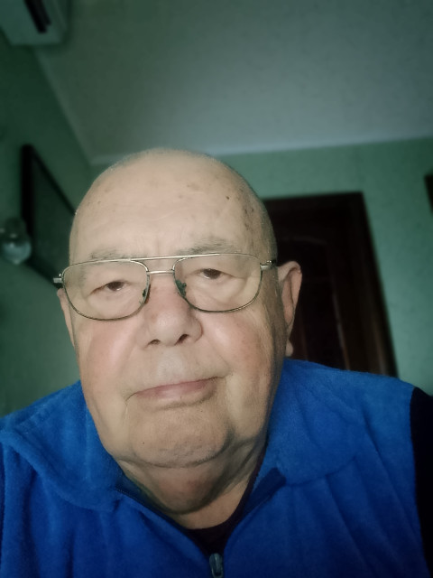 Виктор, Россия, Донецк, 73 года, 1 ребенок. Познакомлюсь с женщиной для любви и серьезных отношений, брака и создания семьи. Женщину 67-75 лет....  Анкета 868565. 