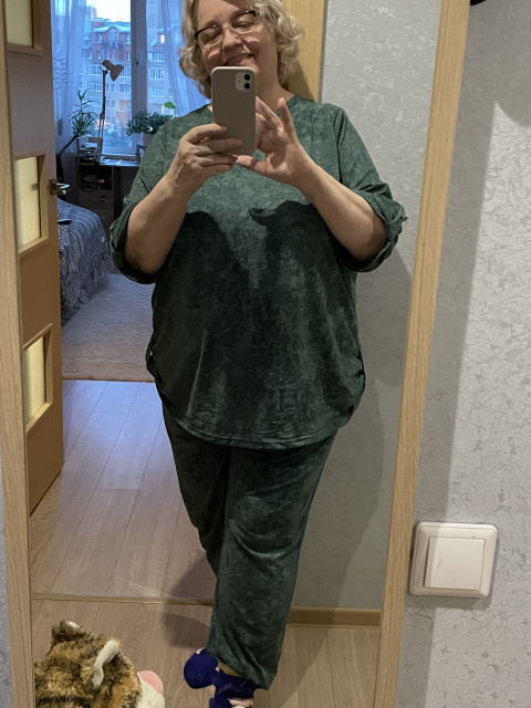 Арина, Санкт-Петербург, 70 лет, 2 ребенка. Познакомлюсь с мужчиной для любви и серьезных отношений, дружбы и общения.  Анкета 868682. 