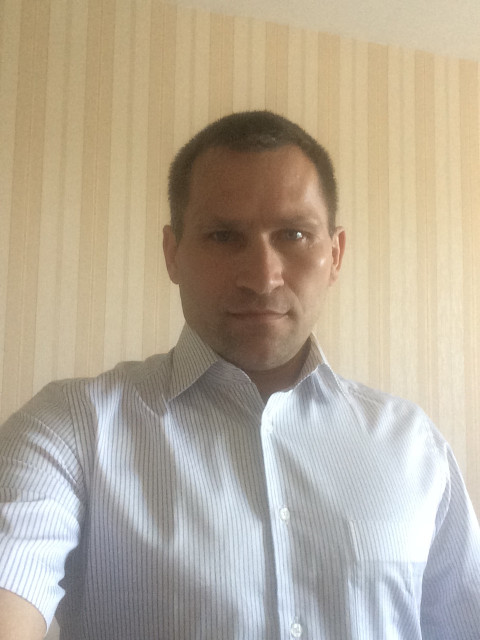 Владимир, Санкт-Петербург, м. Проспект Ветеранов, 49 лет, 1 ребенок. Познакомлюсь с женщиной для дружбы и общения.  Анкета 868724. 