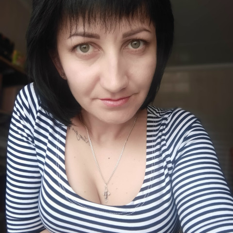 Aня, Новая Каховка, 35 лет, 1 ребенок, 1 фото. Ищу: Адекватного  Анкета 868878. 