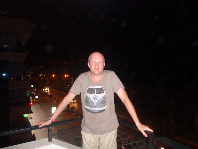 Евгений, Россия, Пермь, 53 года. Познакомлюсь с женщиной, обладающей красивой душой, т. к. внешность может быть обманчивой. Фигура, конечно,...  Анкета 868963. 