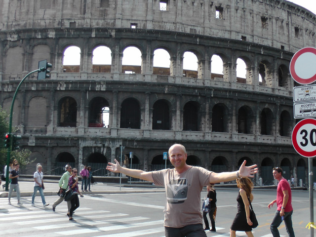 Привет, Колизей (Рим)