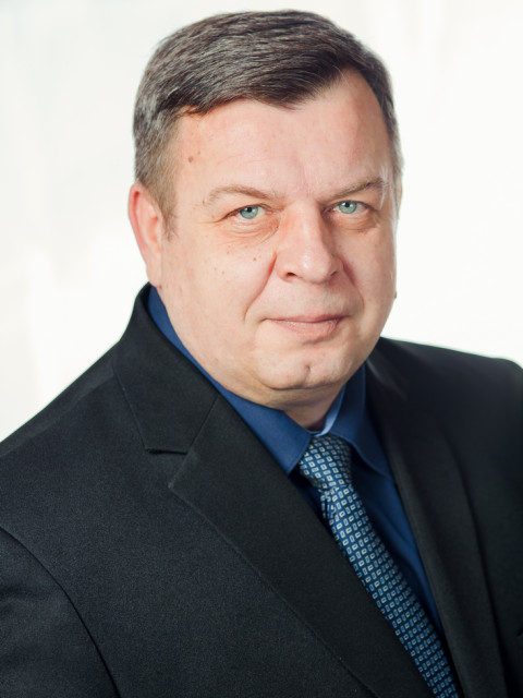 Валерий, Санкт-Петербург, м. Академическая, 54 года, 1 ребенок. Он ищет её: женщину для любви и серьезных отношений, брака и создания семьи, дружбы и общения.  Анкета 868970. 