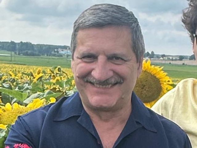 Валерий, Минск, м. Московская, 67 лет, 2 ребенка. Познакомлюсь с женщиной для любви и серьезных отношений. Миловидная не склонная к полноте, с чувством...  Анкета 869035. 