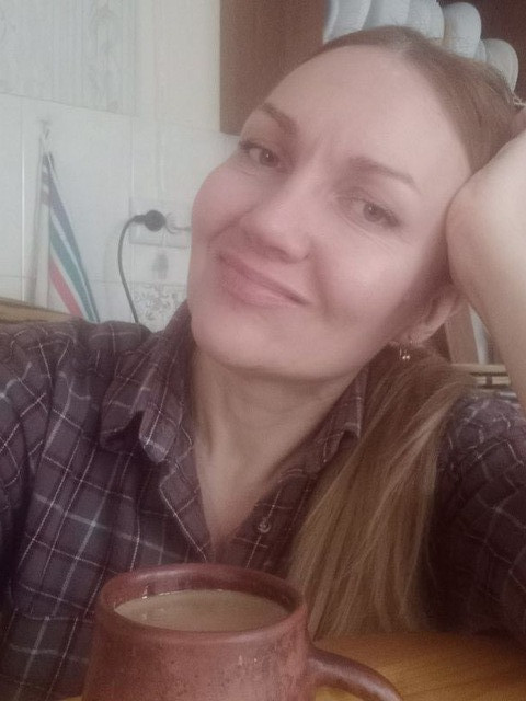 Полина, Россия, Симферополь, 45 лет, 3 ребенка. Она ищет его: мужчину для любви и серьезных отношений.  Анкета 869140. 