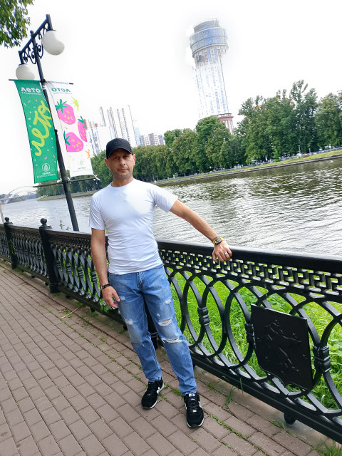 Юрий Тимофеев, Россия, Москва. Фото на сайте ГдеПапа.Ру