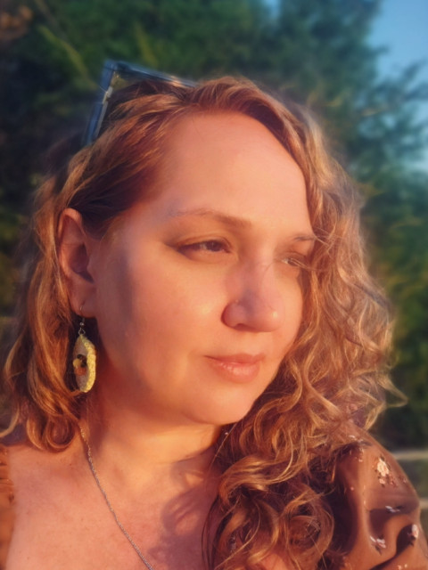 Светлана, Россия, Краснодар, 47 лет, 1 ребенок. Познакомлюсь с мужчиной для общения, серьезных отношений, брака. 
Ожидание по возрасту - до 55 лет
Желательно...  Анкета 869233. 