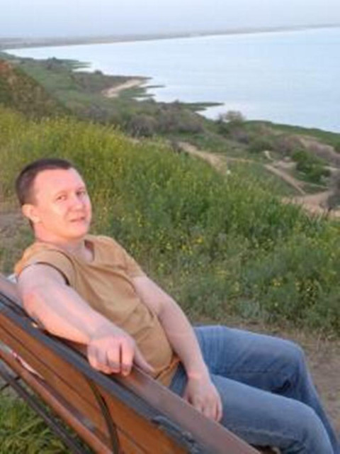 Владимир, Ростов-на-Дону, 46 лет, 1 фото. Ищу: Для серьезных отношений  Анкета 869419. 