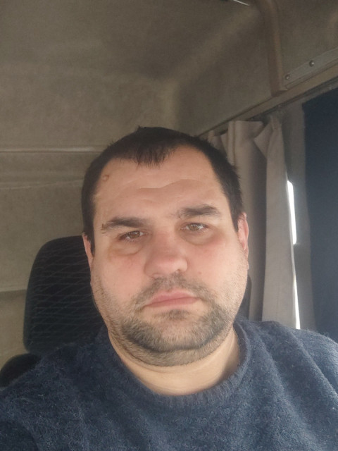 Александр, Россия, Мариуполь, 32 года, 1 ребенок. Он ищет её: женщину для брака и создания семьи.  Анкета 869560. 