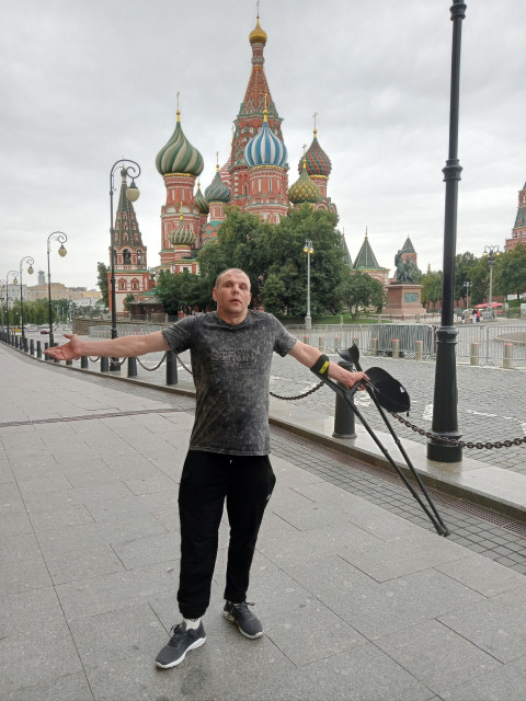 Максим, Москва, м. Александровский сад, 42 года. Познакомлюсь с женщиной для дружбы и общения.  Анкета 869602. 