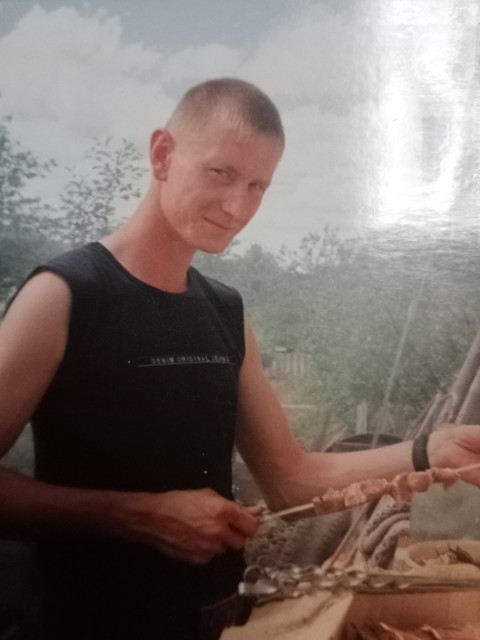 Ильнур, Россия, Лобня, 42 года. Он ищет её: женщину для любви и серьезных отношений, дружбы и общения.  Анкета 869630. 