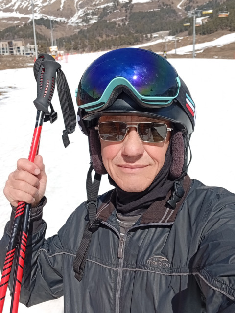 Юрий, Россия, Краснодар, 67 лет. Он ищет её: Такую же энергичную, подвижную, не склонную к полноте. из Краснодара Для совместных поездок куда ?   Анкета 869670. 