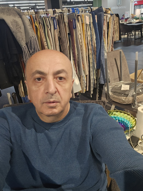 Арам, Россия, Москва, 54 года, 2 ребенка. Он ищет её: женщину для любви и серьезных отношений.  Анкета 869700. 